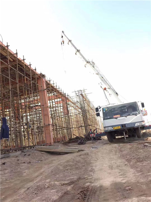 大埔县25 吨、50 吨吊车怎么选？多大重量 / 半径适合对应车型？