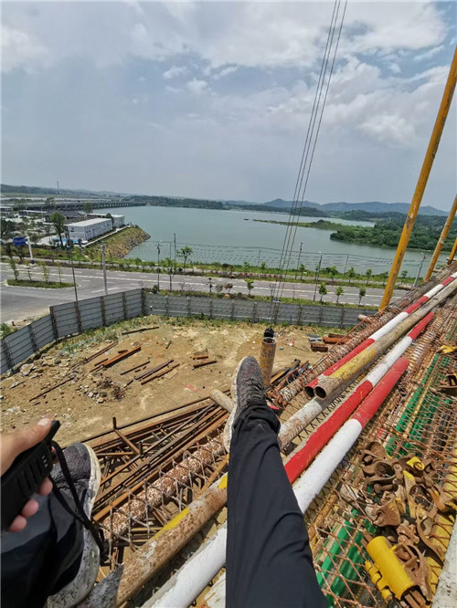 大埔县作业中发生设备损坏或人员意外，责任怎么划分？