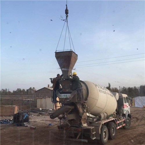 大埔县“精准瞄准”—— 吊车的 “定位导航” 技术