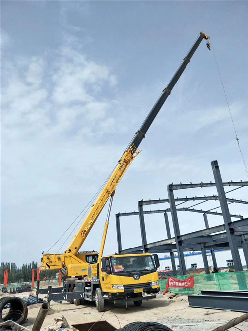 大埔县超高层建筑钢结构吊装案例